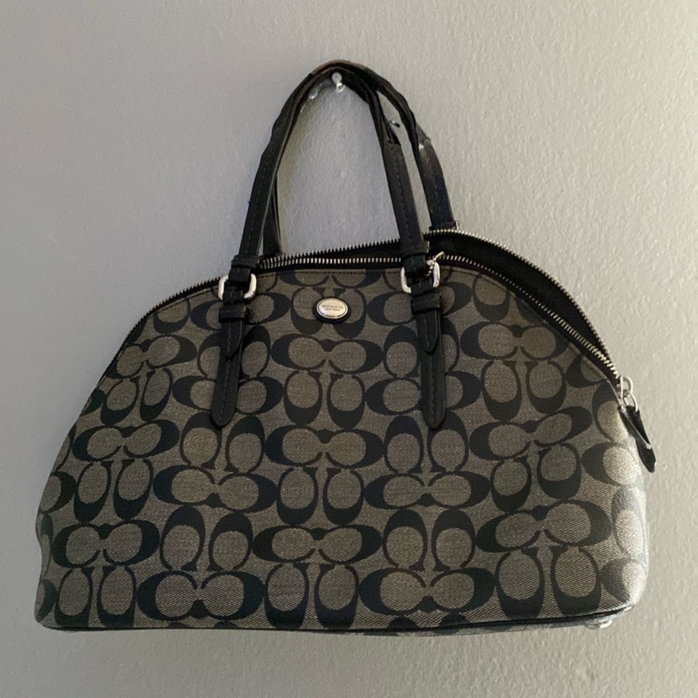 Coach shell shape large black purse